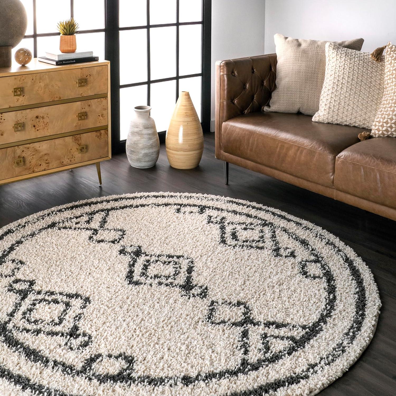 Nuloom Mackie Geometric 4 Round Accent Shag Indoor Area Rug for Living Room Bedroom Dining Room Nursery Entryway, Off White/Charcoal
