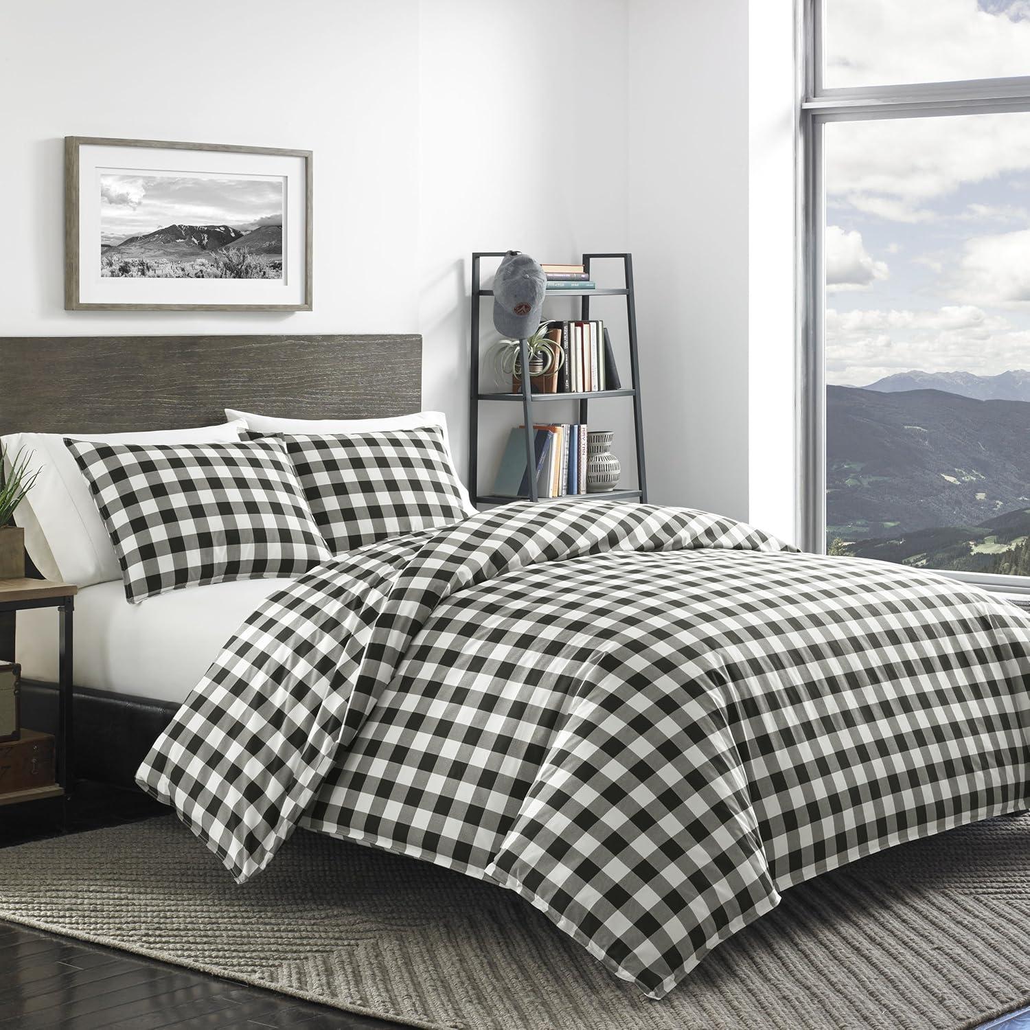 Eddie Bauer  Black/White Mountain Plaid Comforter Set