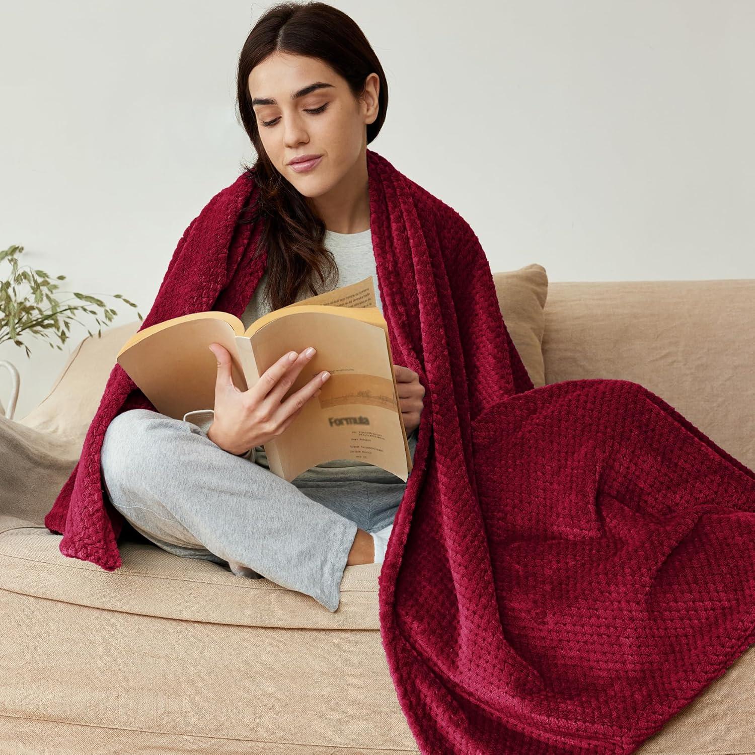 Exclusivo Mezcla Waffle Textured Extra Large Fleece Blanket, Super Soft and Warm Throw Blanket for Couch, Sofa and Bed (Burgundy, 50"x70")-Cozy, Fuzzy and Lightweight