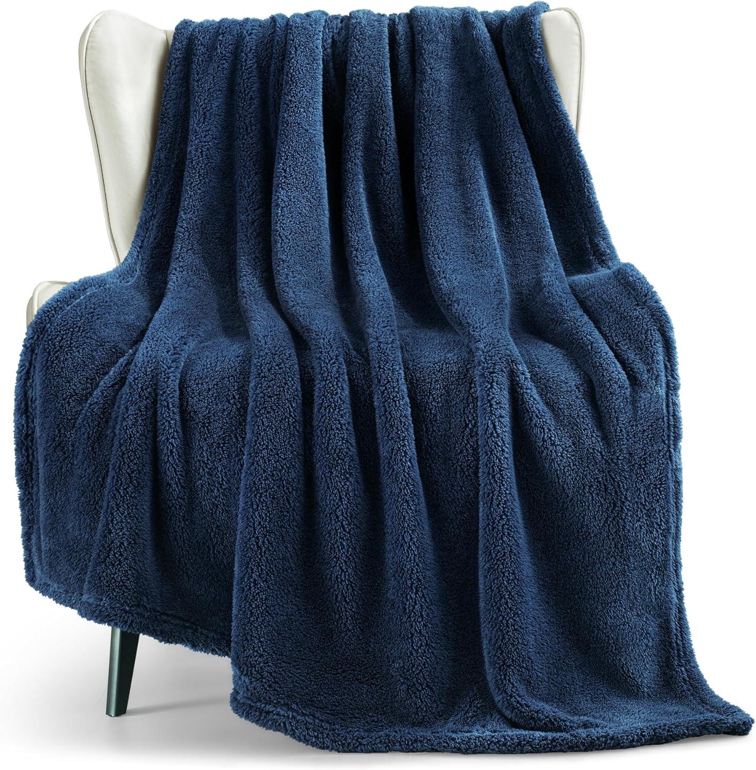 Pavilia Hand Woven Throw Blanket