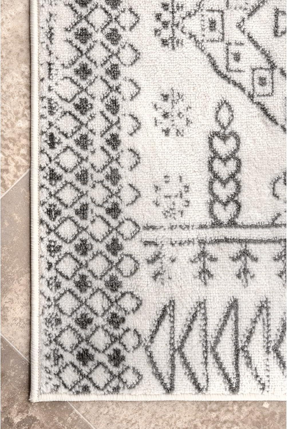 Nuloom Frances Moroccan 4x6 Indoor Area Rug for Living Room Bedroom Dining Room Kitchen, Light Grey/Ivory