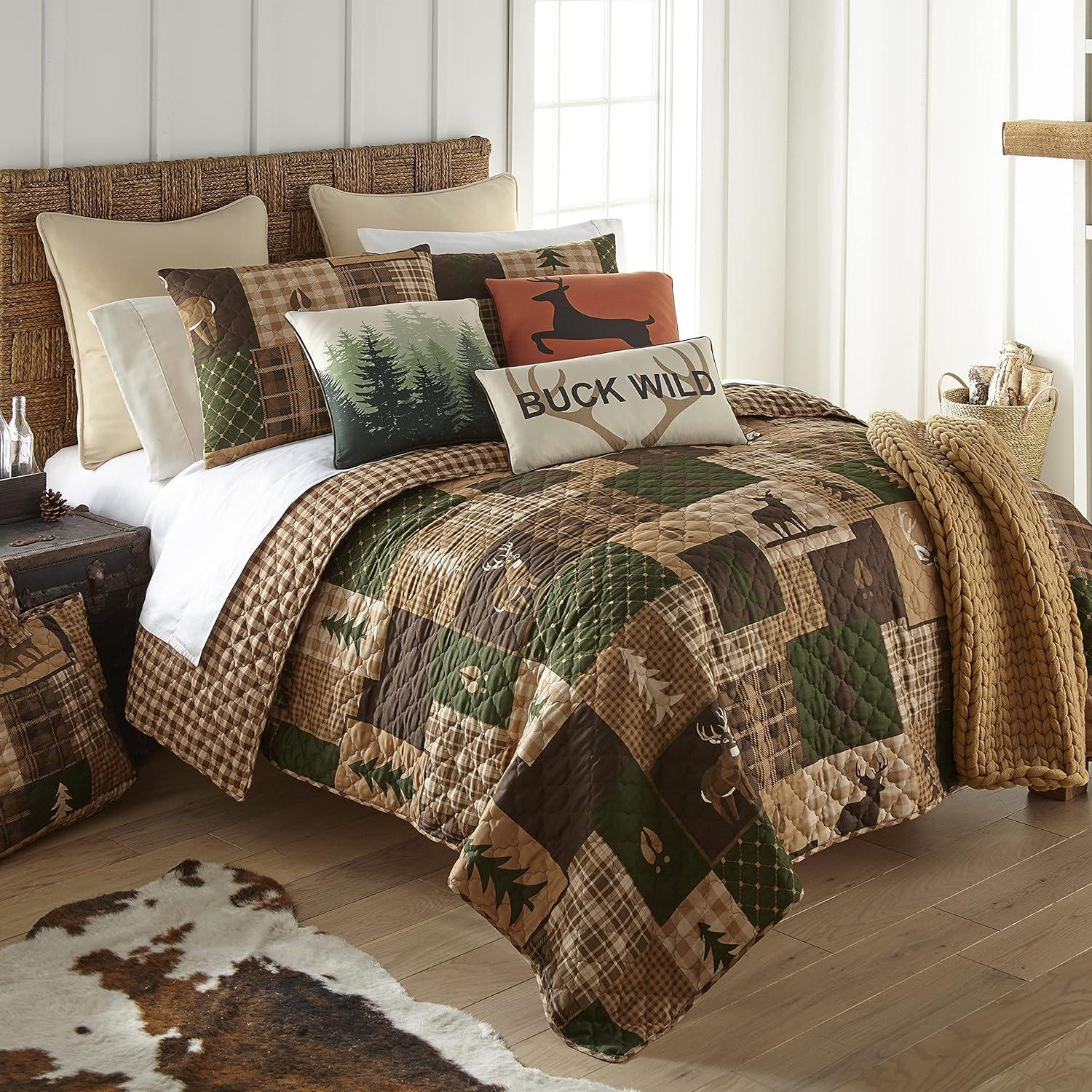 Green Forest Lodge-Themed Reversible Microfiber Quilt Set with Shams