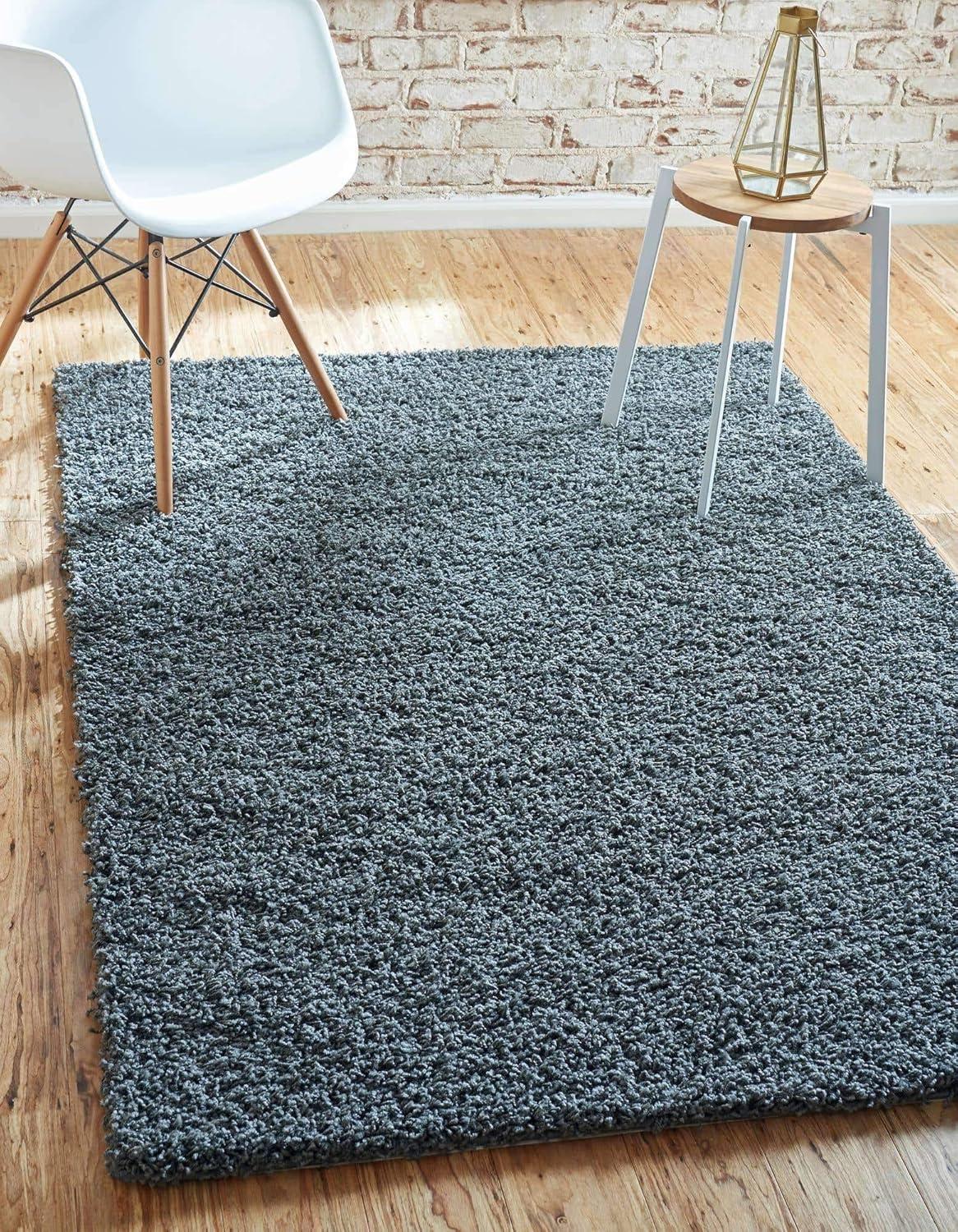 Unique Loom 4' 1 x 6' 1 Solid Shag Graphite Gray Area Rug