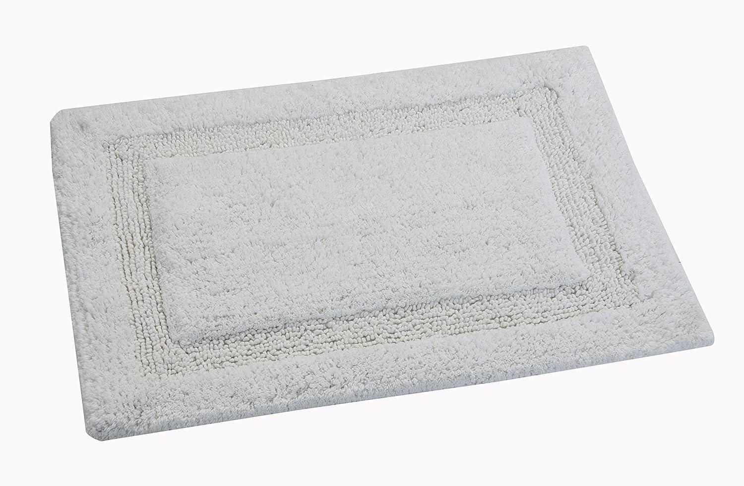 White Cotton Tufted Bath Rug with Latex Backing