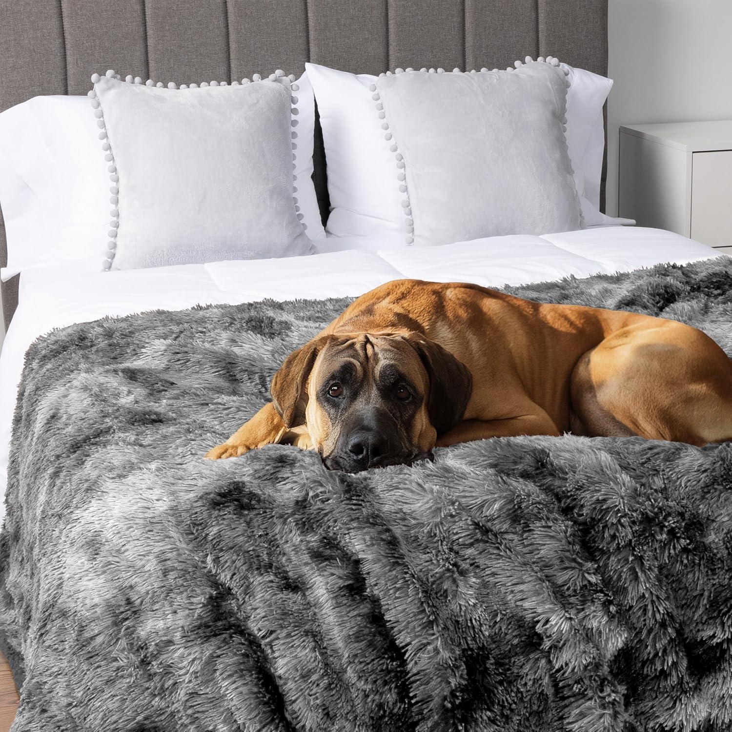 PetAmi Faux Fur Sherpa Pet Blanket