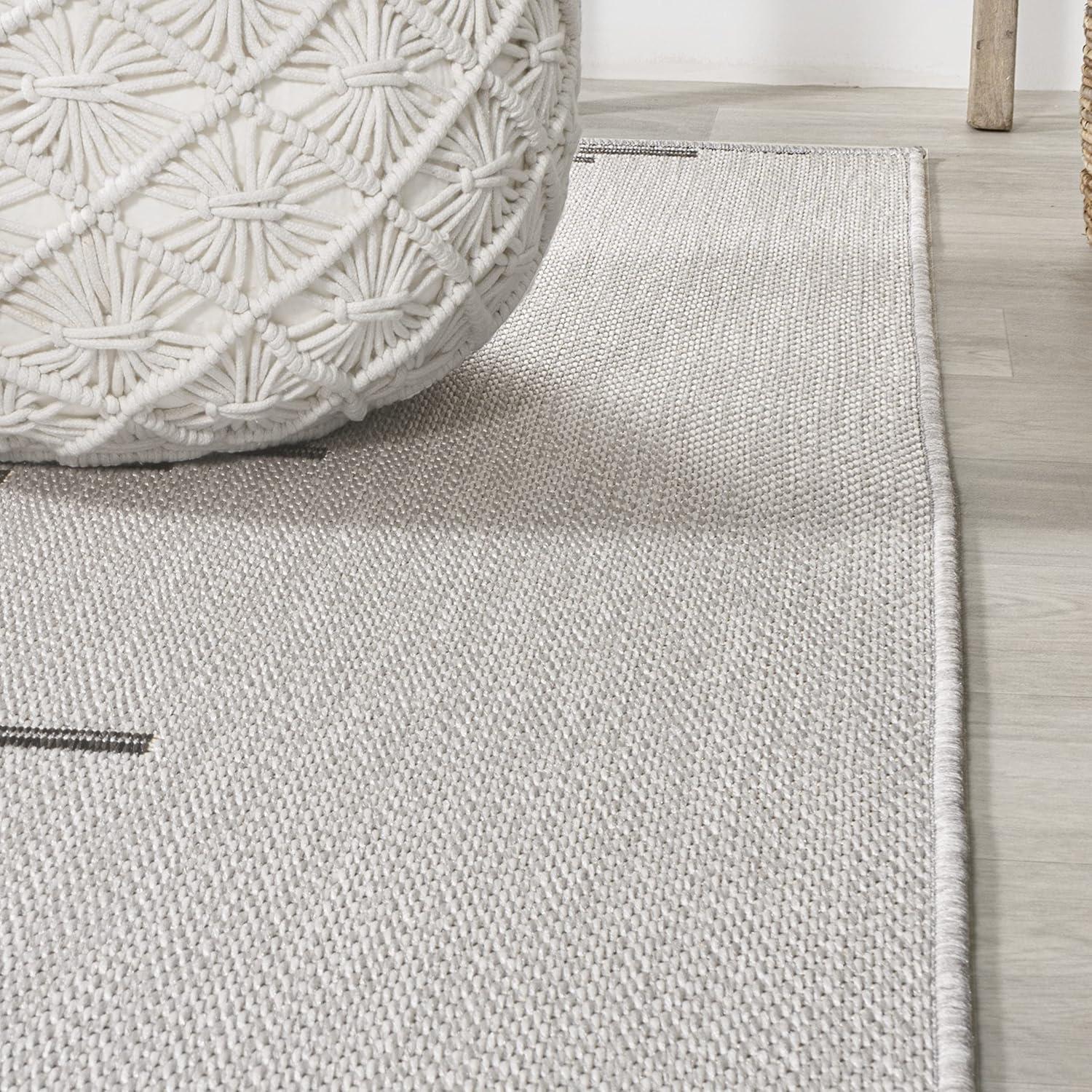 4' x 6' Vinales Diamond Stripe Indoor/Outdoor Area Rug, Light Gray/Black - JONATHAN Y