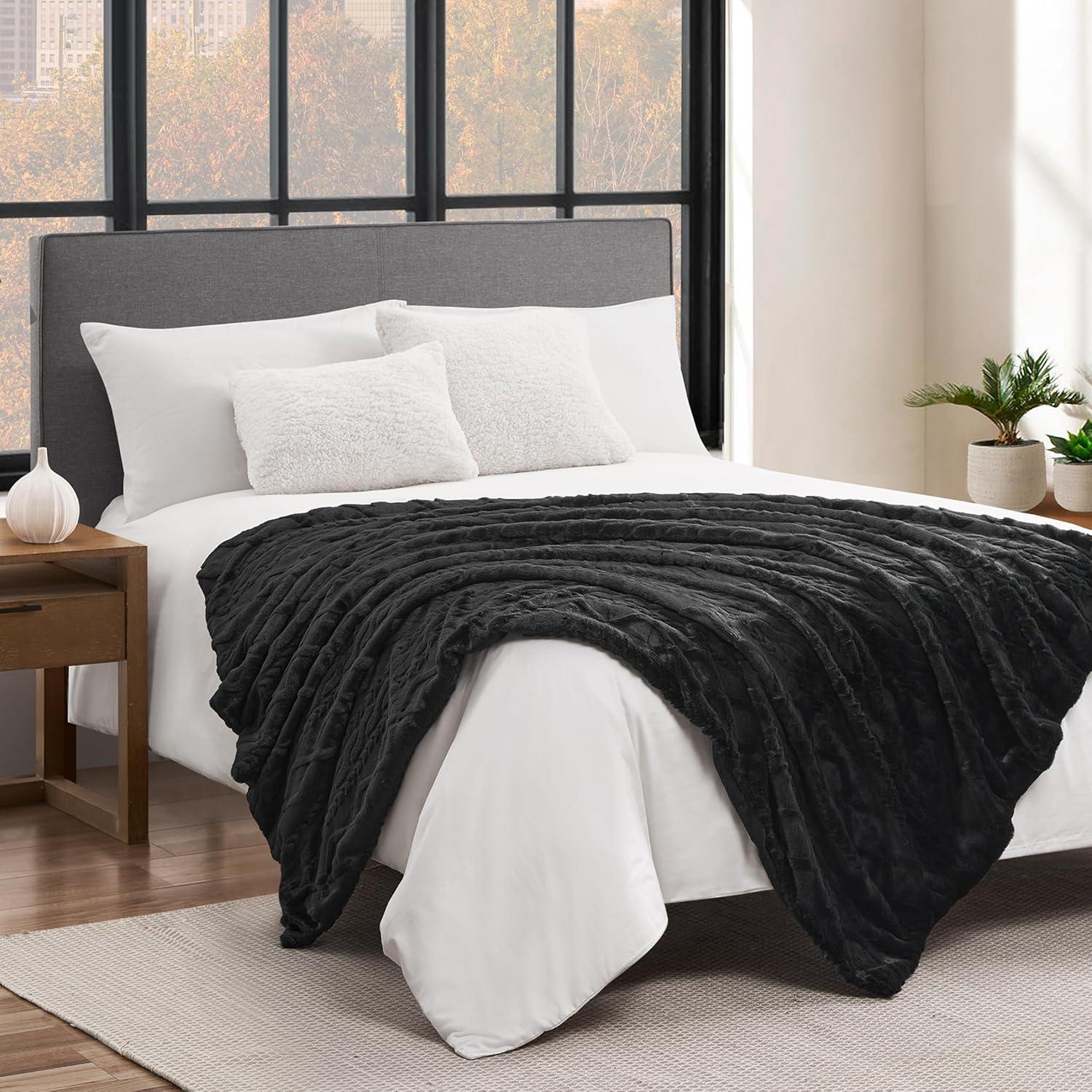 Black Embossed Cable Faux Fur Reversible Throw Blanket 50" x 70"