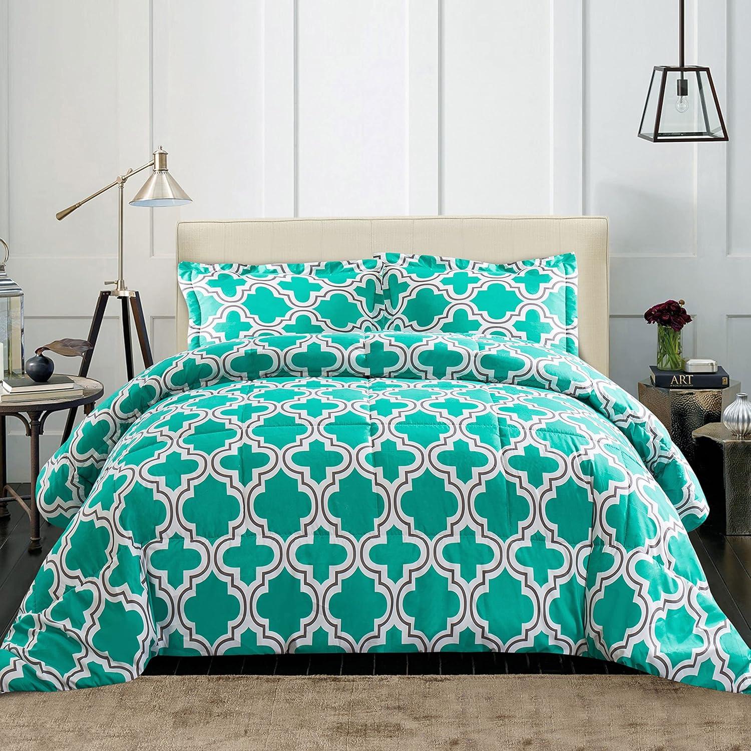 Superior Superior Trellis Trellis Hypoallergenic Down Alternative 3Pc Comforter Set