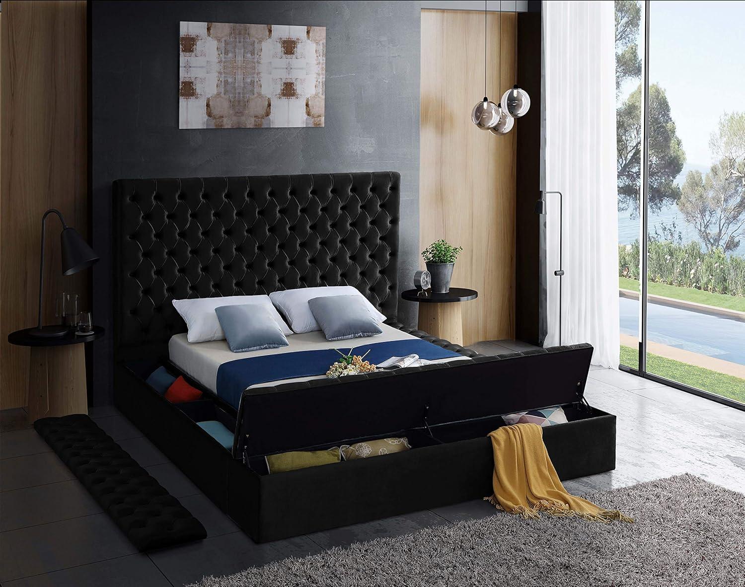 Meridian Furniture Bliss Solid Wood Tufted Velvet Full Bed in Black