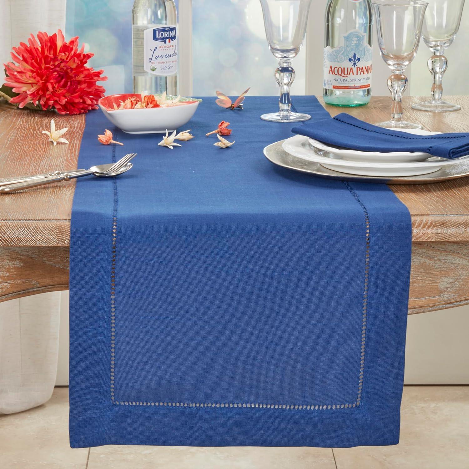 Saro Lifestyle Classic Hemstitch Border Table Runner