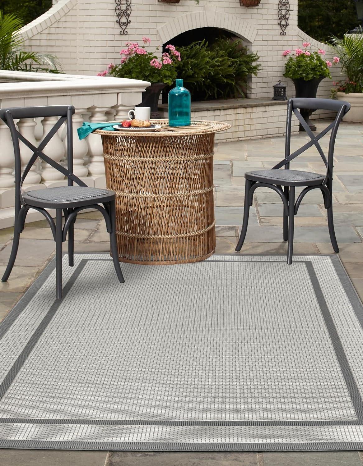 Unique Loom Outdoor Border Collection Area Rug - Border (2' 2" x 3' 1" Rectangle Gray/Silver)