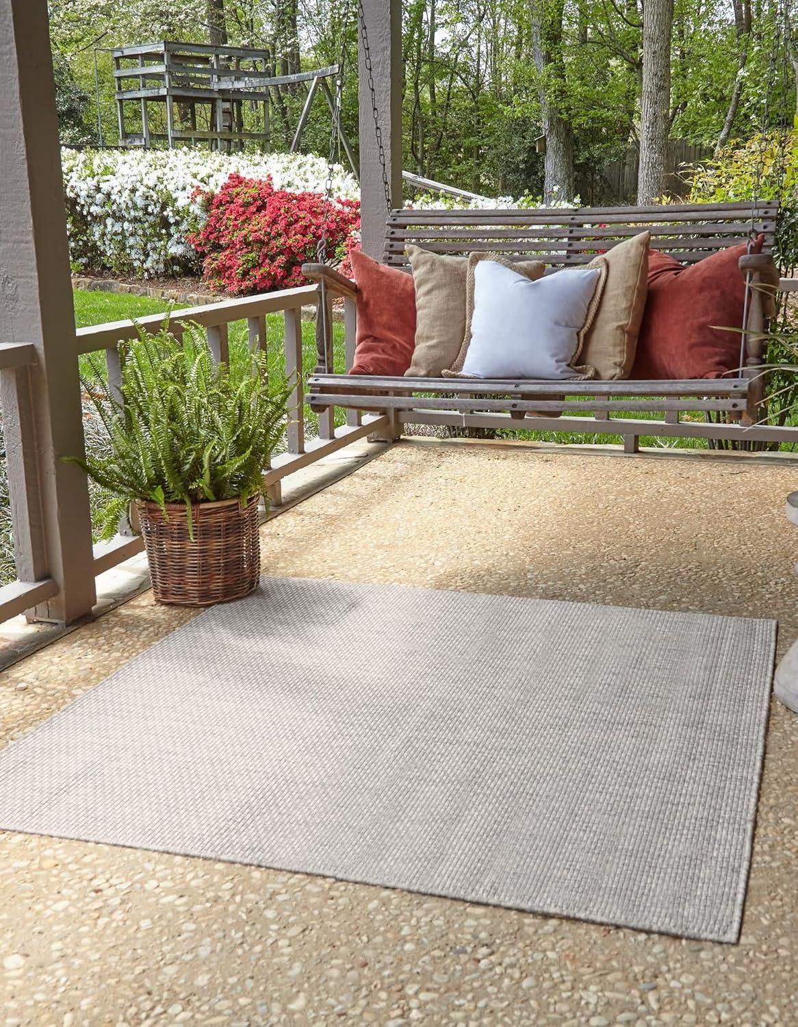 Unique Loom Outdoor Solid Solid Woven Area Rug