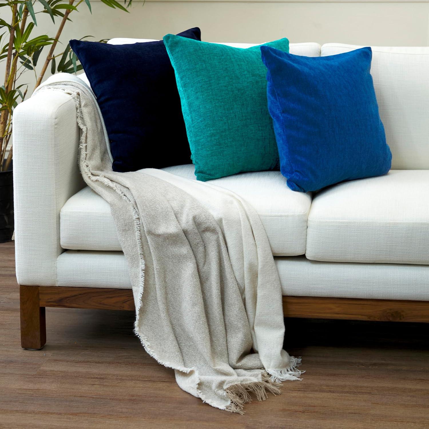 PAVILIA Set of 2 Throw Pillow Covers, Decorative Velvet Square Cushion Cases for Bed Sofa Couch Bedroom Living Room, Navy Blue/20 x 20