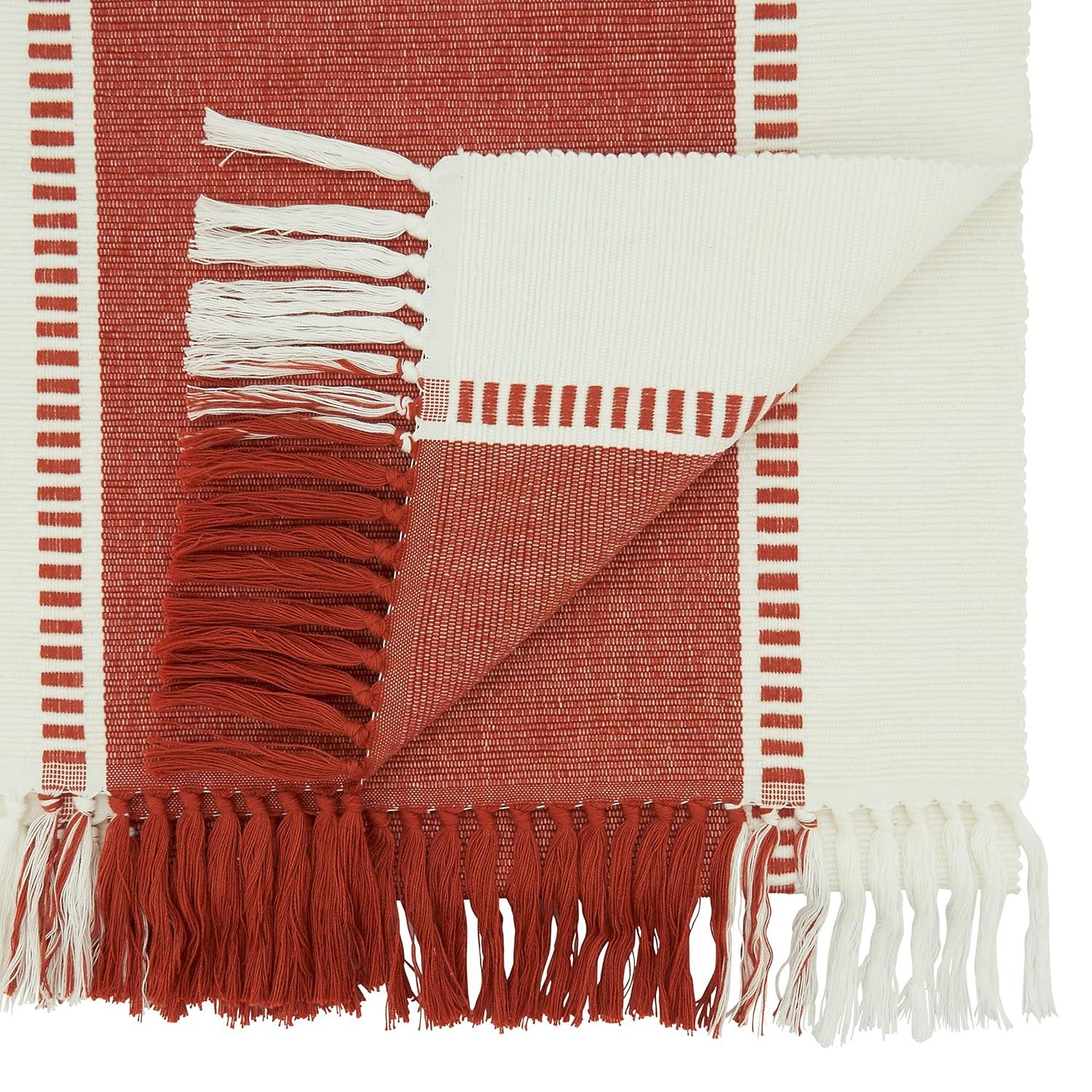 Sonny Collection Geometric Table Runnner