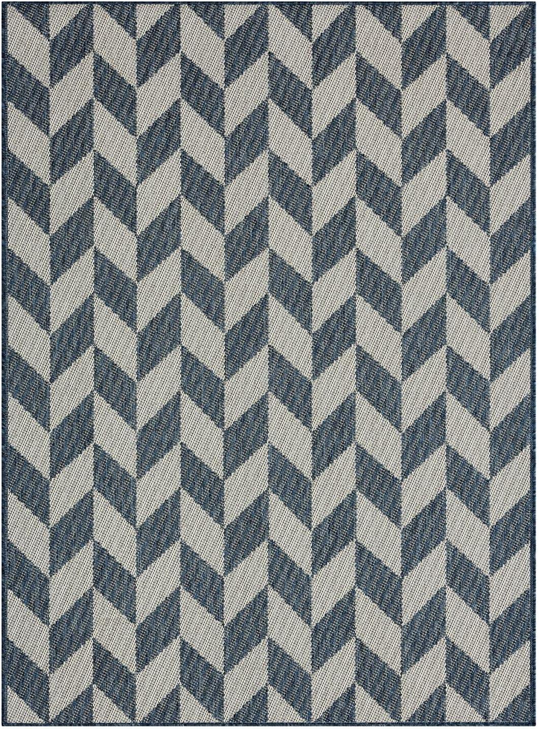 Modern Geometric Blue/Cream 5' x 7' Indoor/Outdoor Area Rug