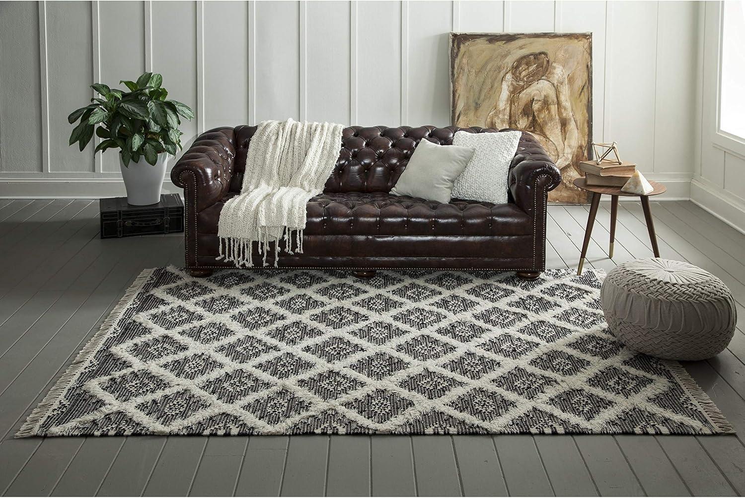 Gray Hand-Knotted Wool Geometric 5' x 7' Area Rug