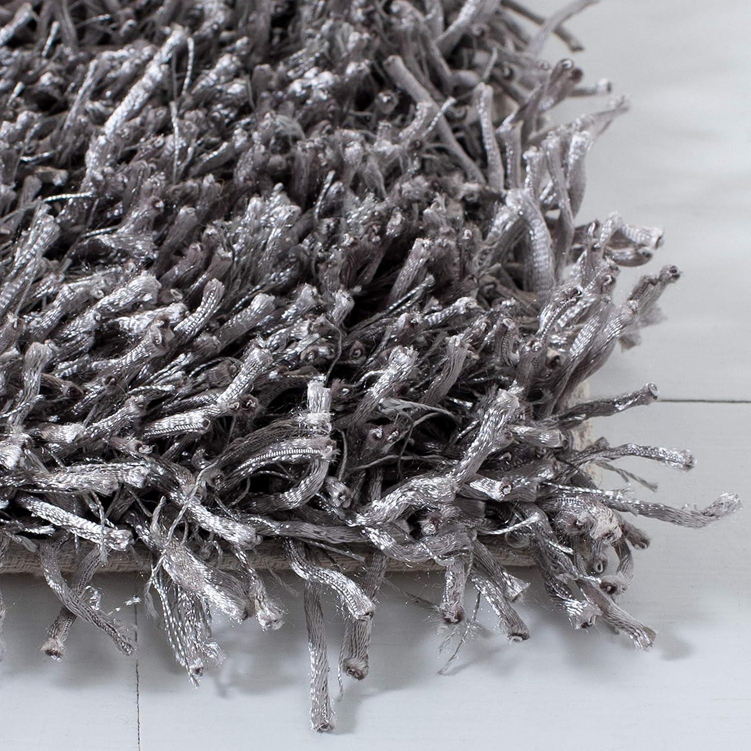 SAFAVIEH New Orleans Darius Solid Polyester Shag Area Rug, Grey, 6' x 9'