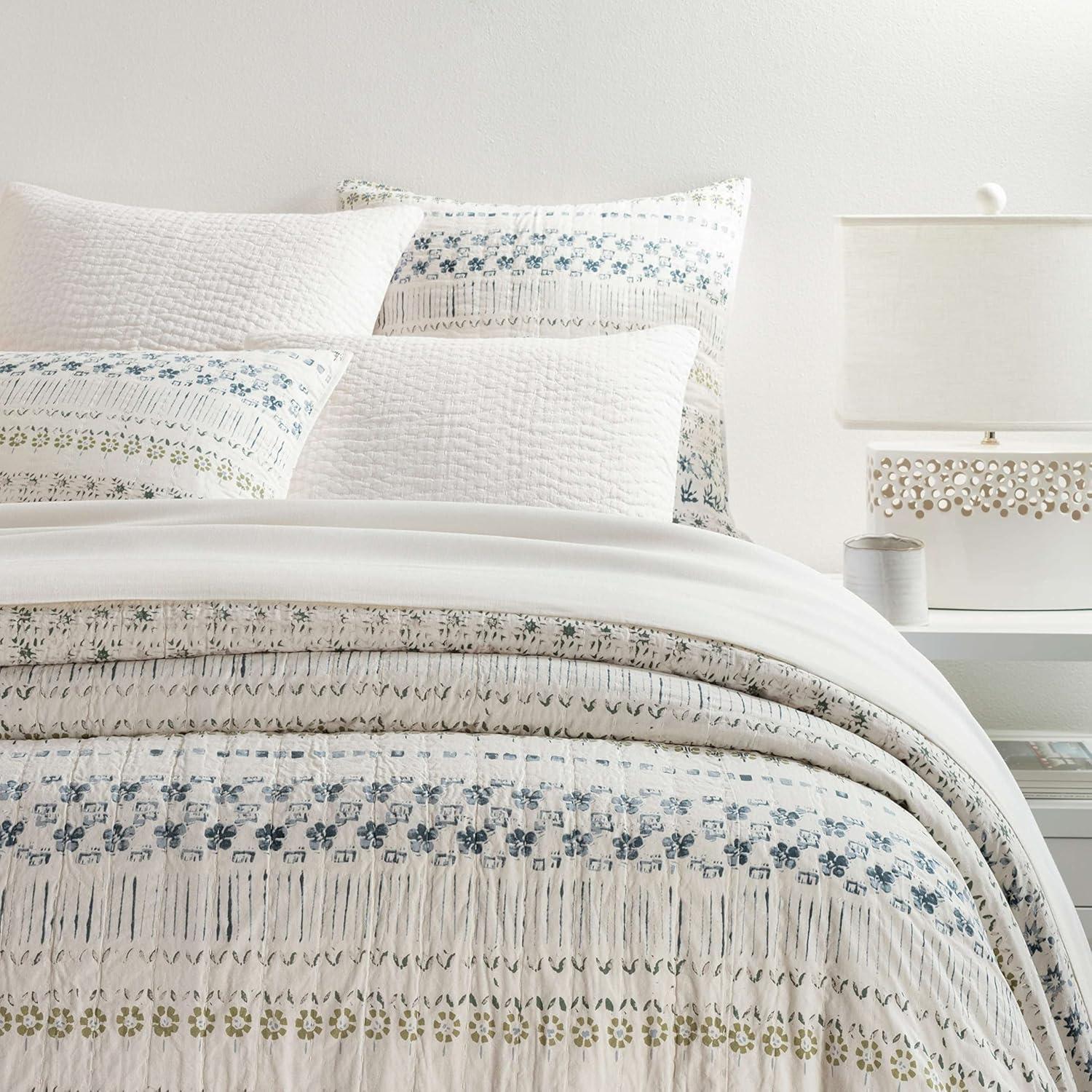 Hawthorn Coverlet