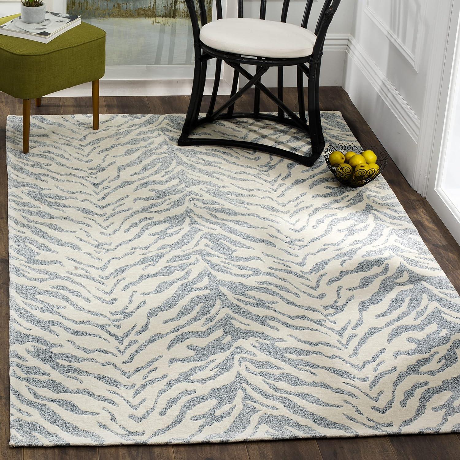 Marbella MRB632 Hand Loomed Area Rug  - Safavieh