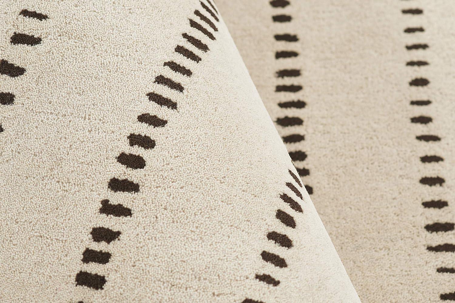 Posey Hand-Tufted Wool Rug - Navy / 3'6" x 5'6"