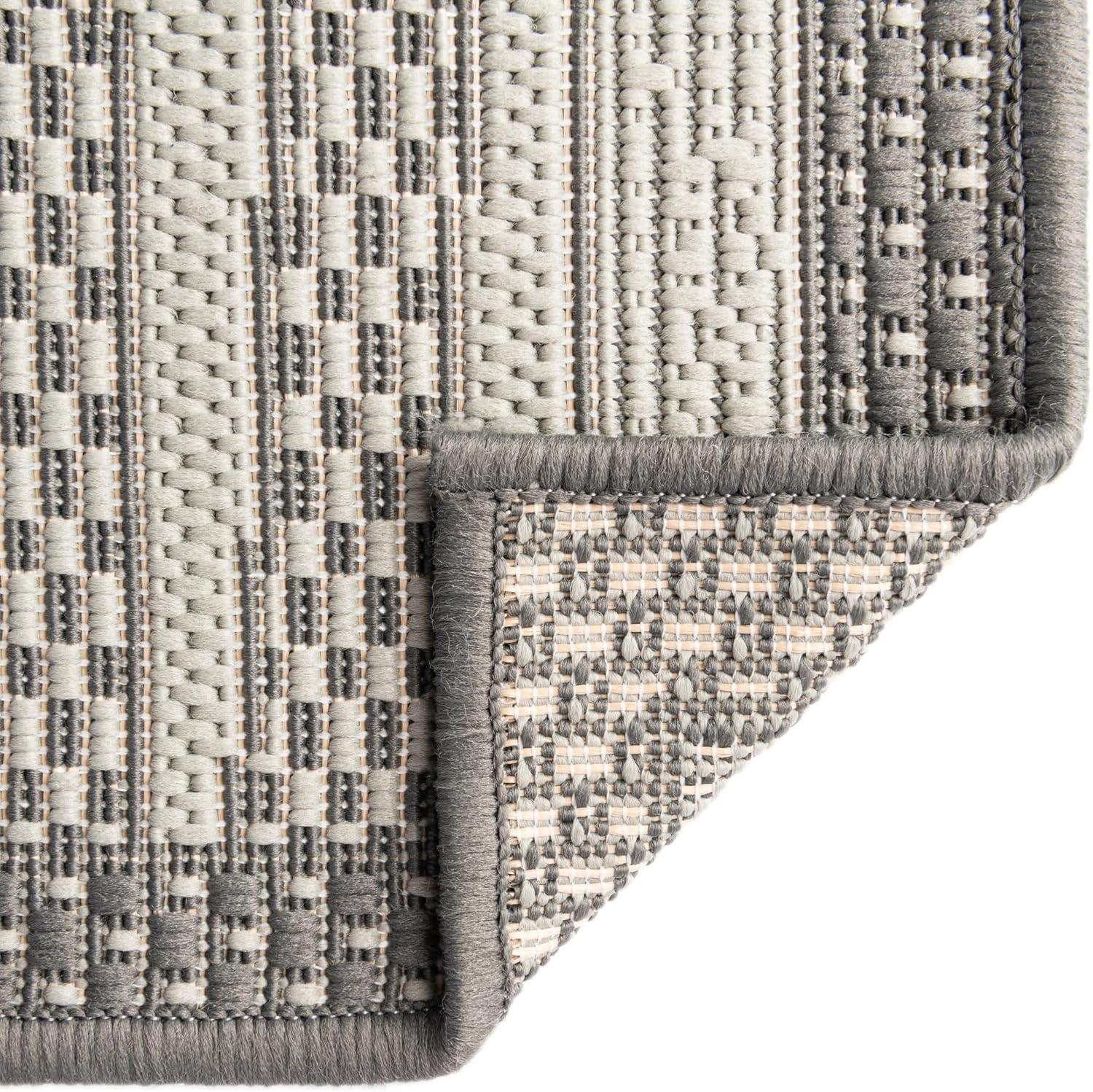 Unique Loom Lines Indoor/Outdoor Border Rug Gray/Silver 9' x 12' 2" Rectangle Border Contemporary Perfect For Patio Deck Garage Entryway