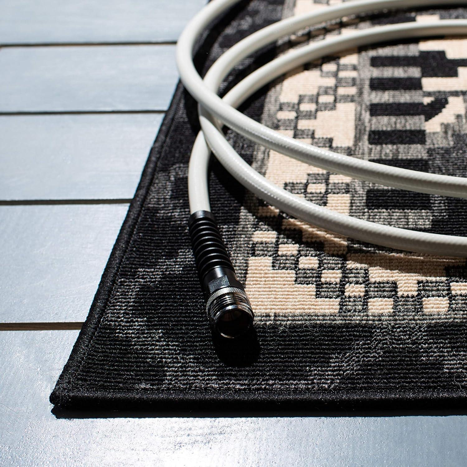 Veranda VER096 Power Loomed Indoor/Outdoor Accent Rug - Black/Beige - 2'7"x5' - Safavieh