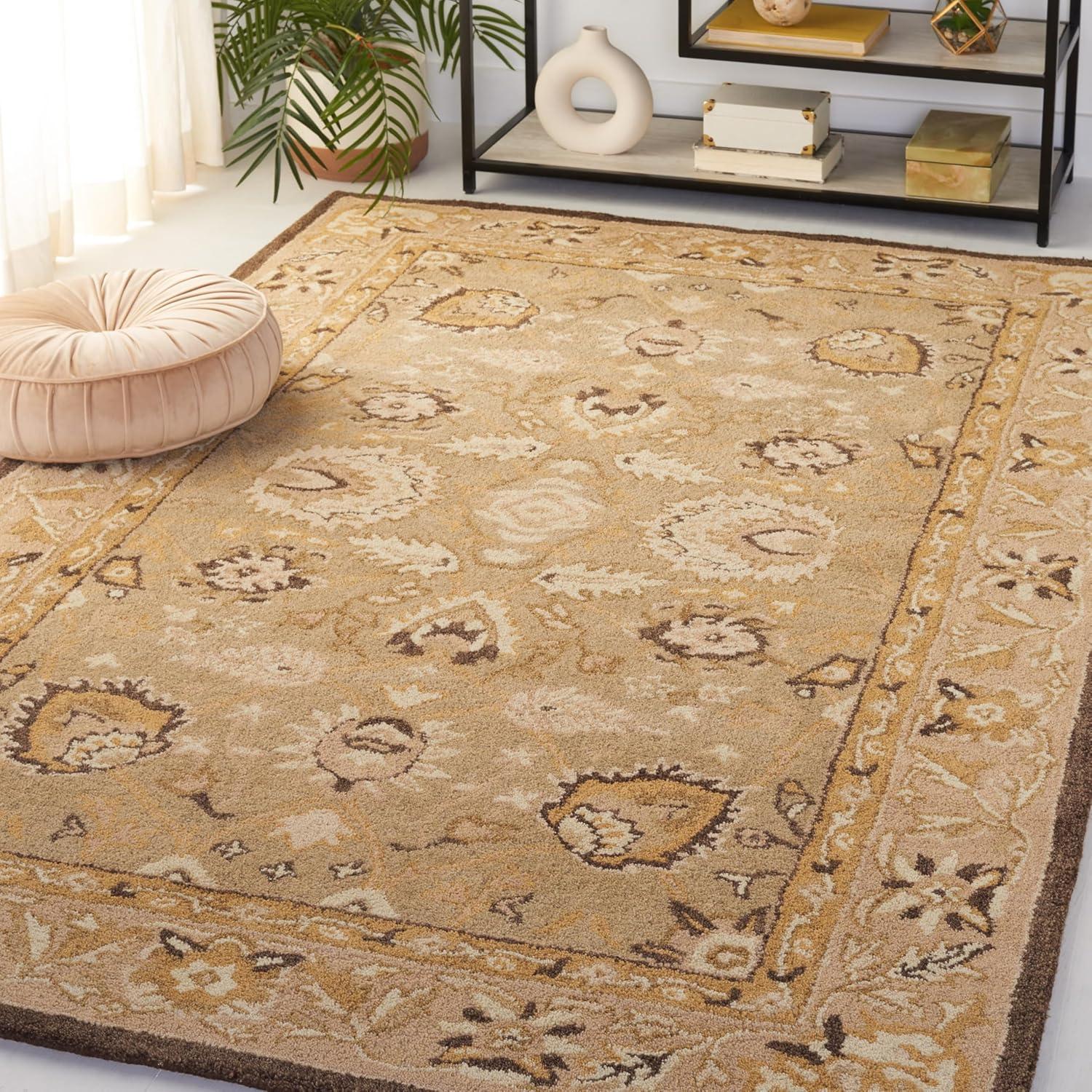 SAFAVIEH Anatolia Venice Traditional Wool Area Rug, Sage/Beige, 4' x 6'