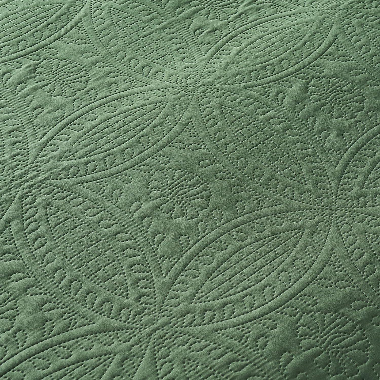 akkialla Queen Quilt Bedding Set,Olive Green Ultrasonic Full/Queen Quilt Set,Lightweight Soft Bedspread Coverlet,Modern Style Coin Pattern Bed Cover for All Seasons,3 Piece(1 Quilt,2 Pillow Shams)