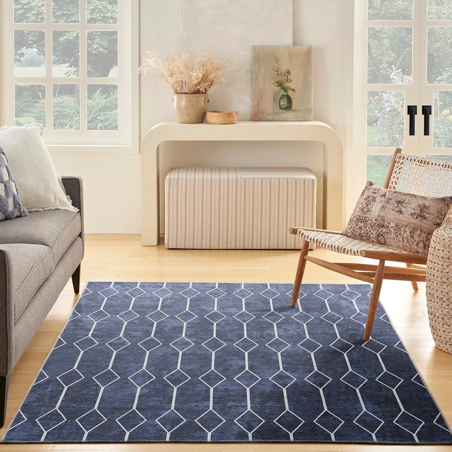 Pymble Geometric Machine Washable Area Rug in Navy Blue