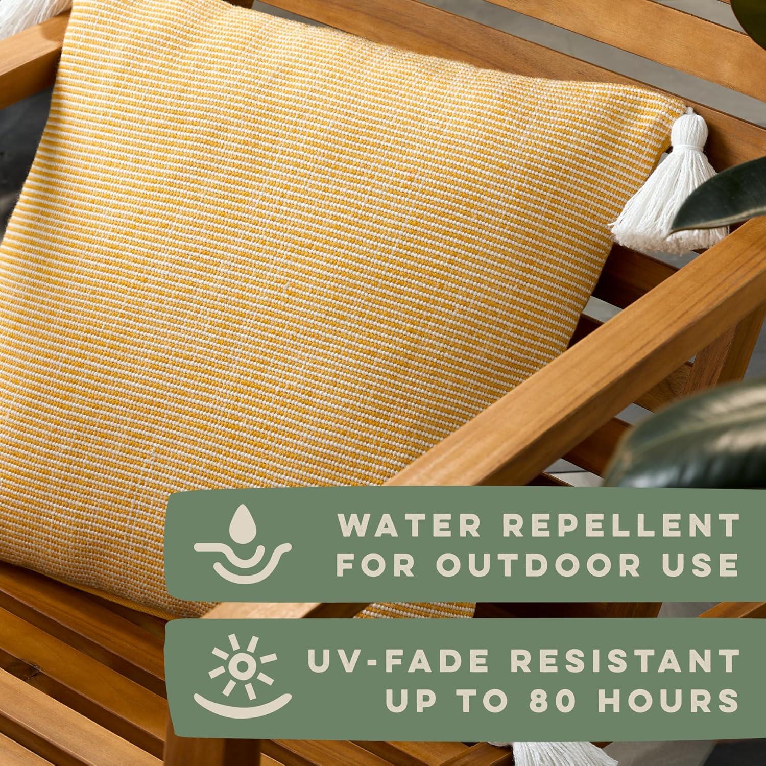 Town & Country Living TOWN & COUNTRY TERRA Alara Ribbed Texture Indoor Outdoor Decorative Pillow 20"x20"