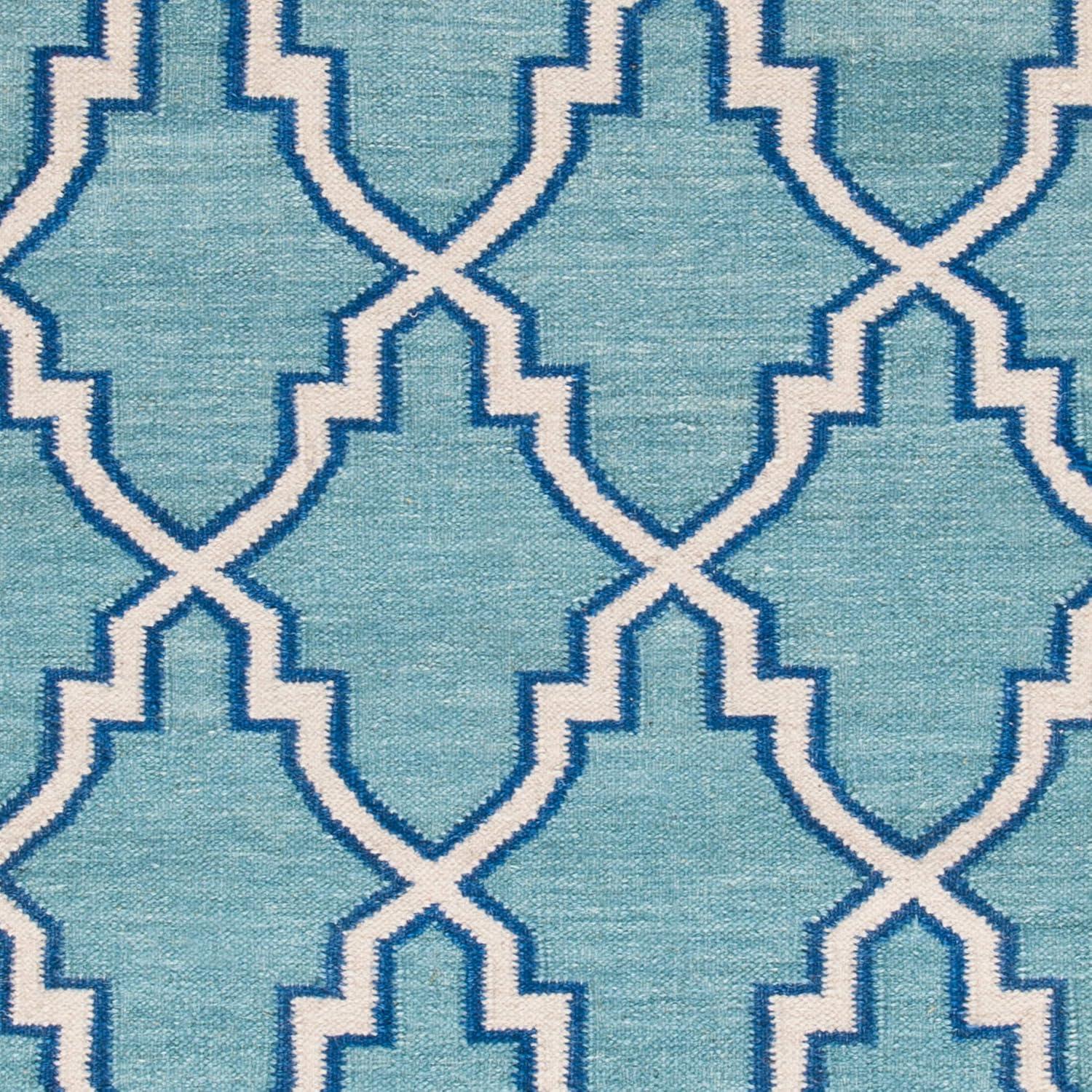 SAFAVIEH Dhurrie Astrid Geometric Moroccan Wool Runner Rug, Light Blue/Ivory, 2'6" x 10'