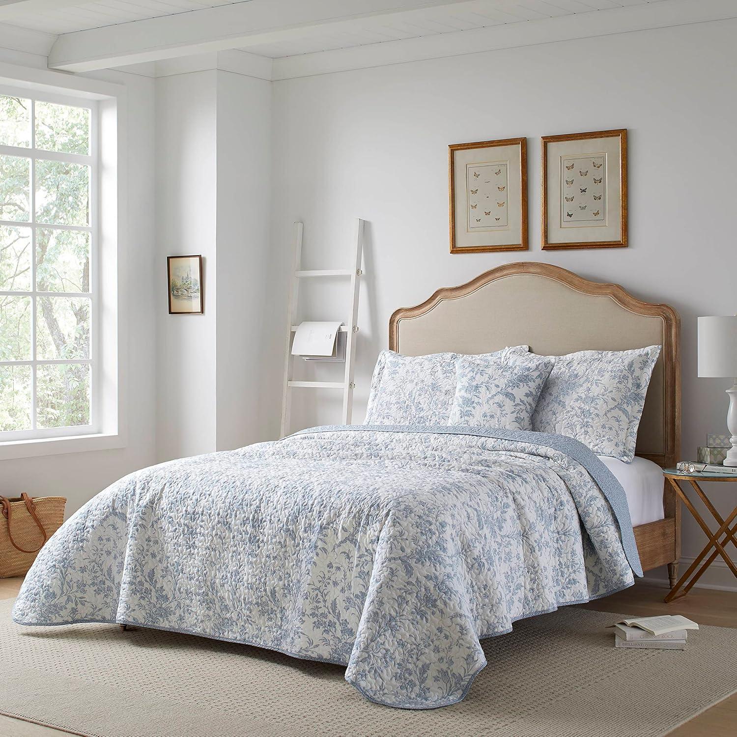 Amberley Blue Reversible Cotton Full Quilt Set