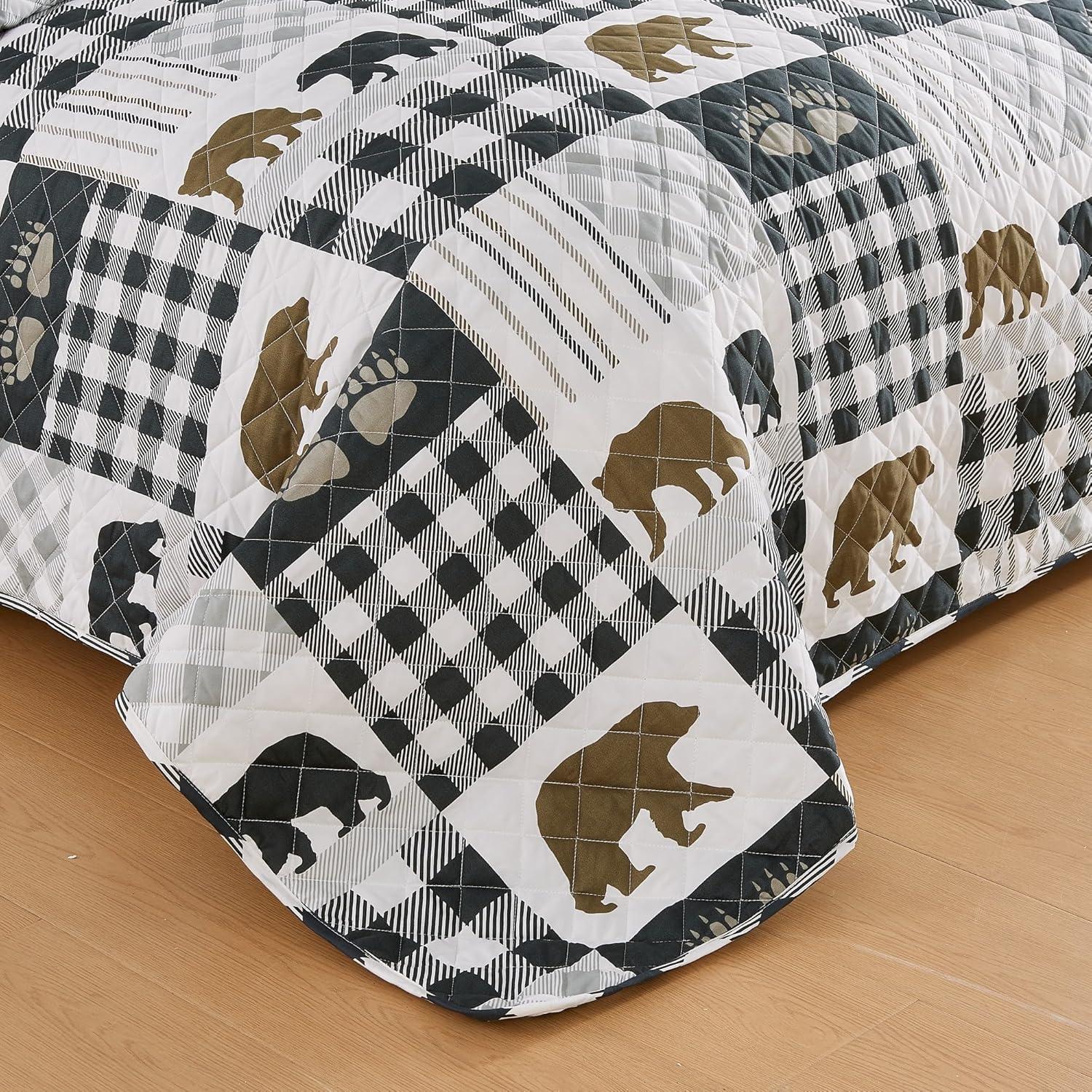 Market & Place Cedar Creek No Log Cabin Quilt Set