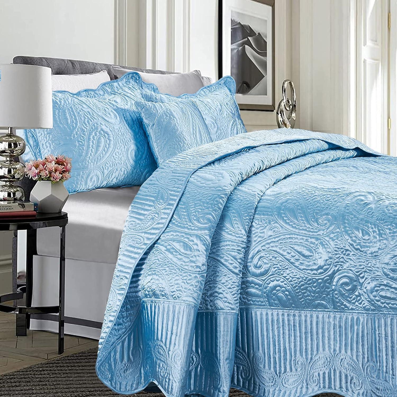 Serenta Oversized Microfiber Modern & Contemporary 4 Piece Quilt Set