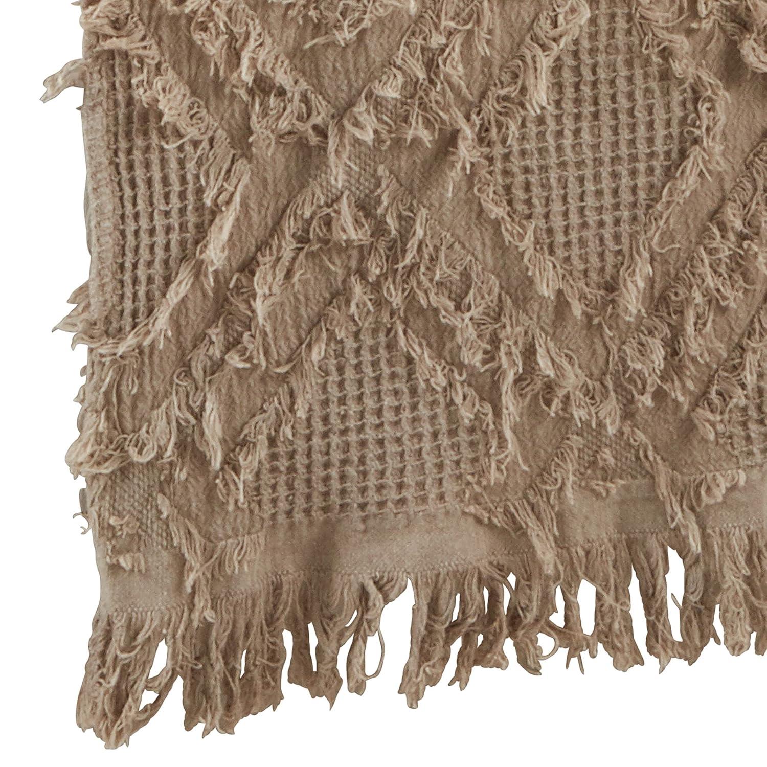 Saro Lifestyle Fringe Waffle Weave Table Runner