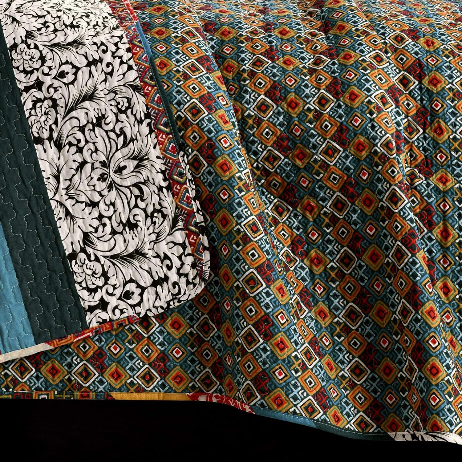 Lush Decor Boho Stripe Reversible Coverlet Set