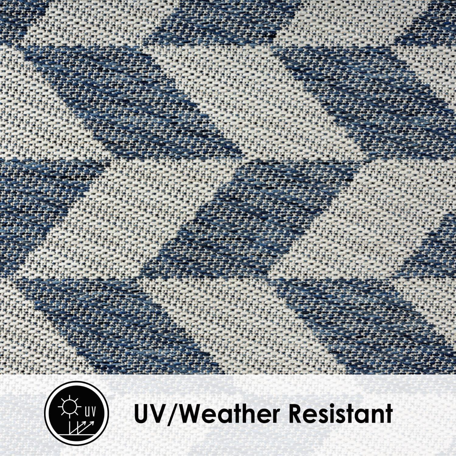 Modern Geometric Blue/Cream 5' x 7' Indoor/Outdoor Area Rug