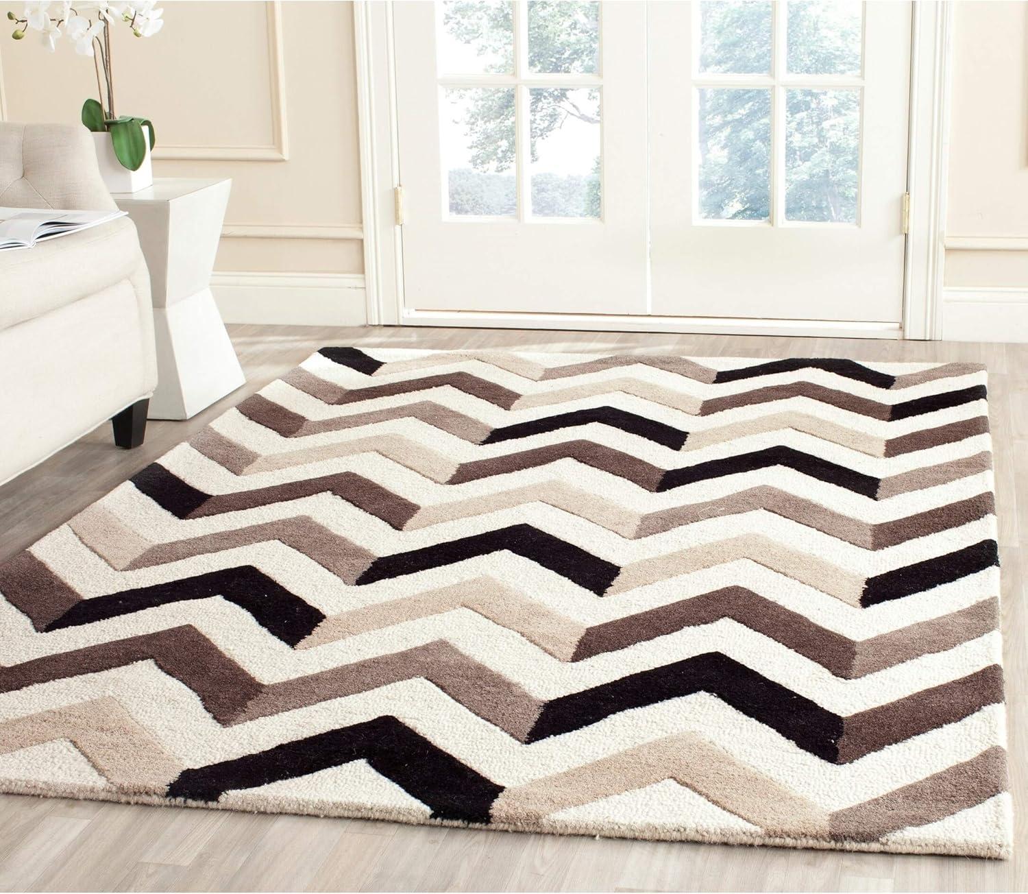 Cambridge CAM580 Hand Tufted Area Rug  - Safavieh