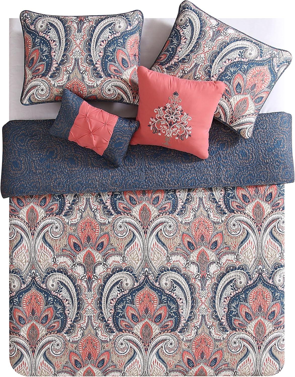 VCNY Casablanca Bohemian Microfiber / Polyester Standard Damask Quilt Set