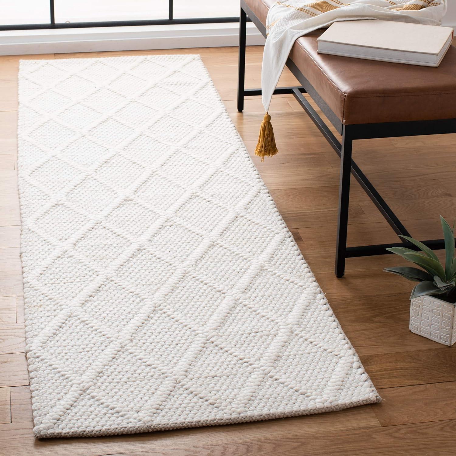 Ivory Elegance Hand-Tufted Wool Runner Rug - 27" x 14"