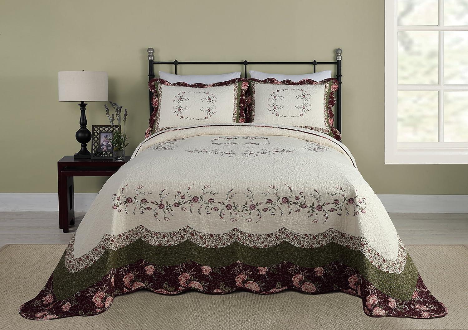 Modern Heirloom Brooke Bedspread Ivory/Green