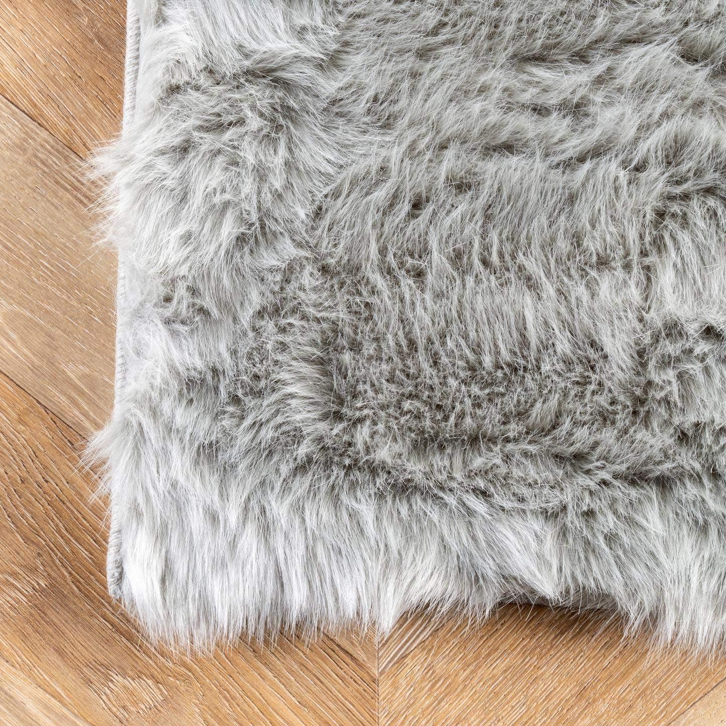 Cloud Soft Gray Sheepskin 9' x 12' Shag Area Rug