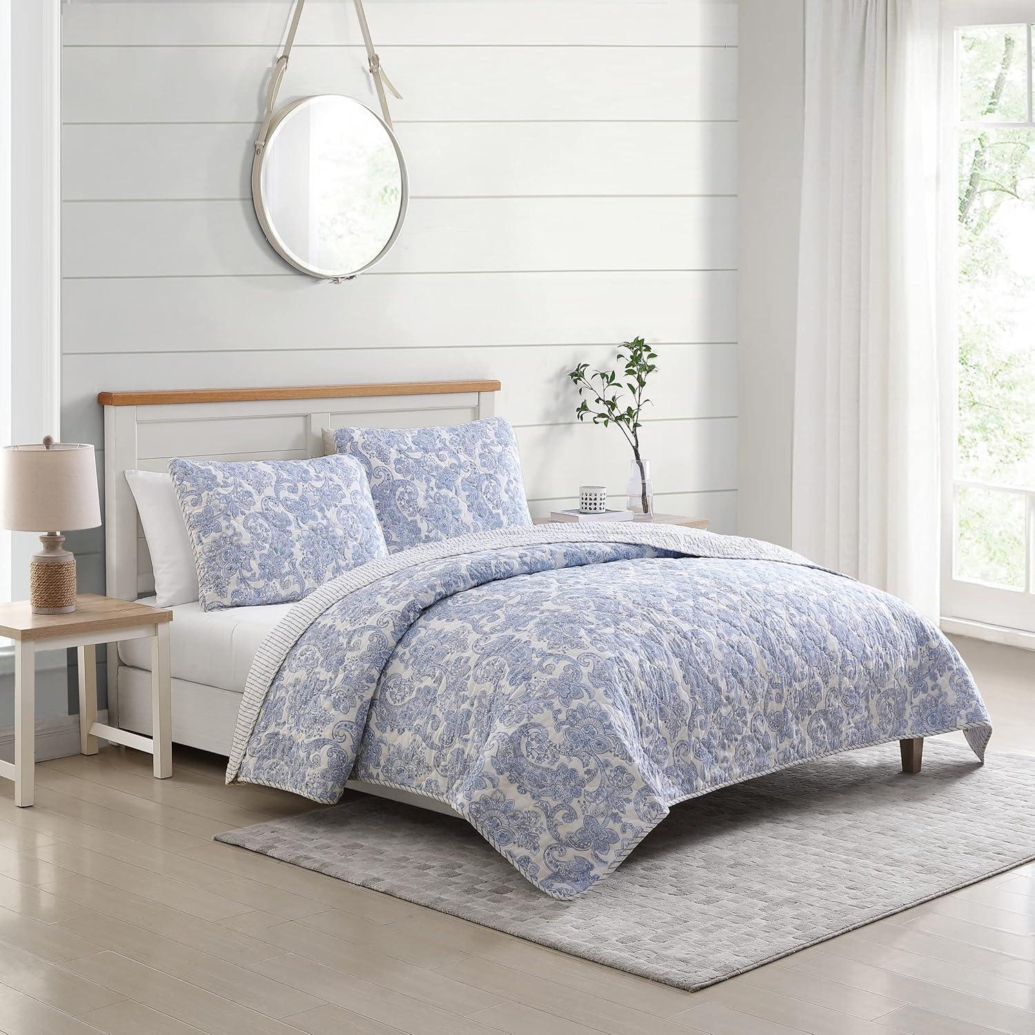 Paisley Blue Full Quilt Set with Reversible Cotton Design