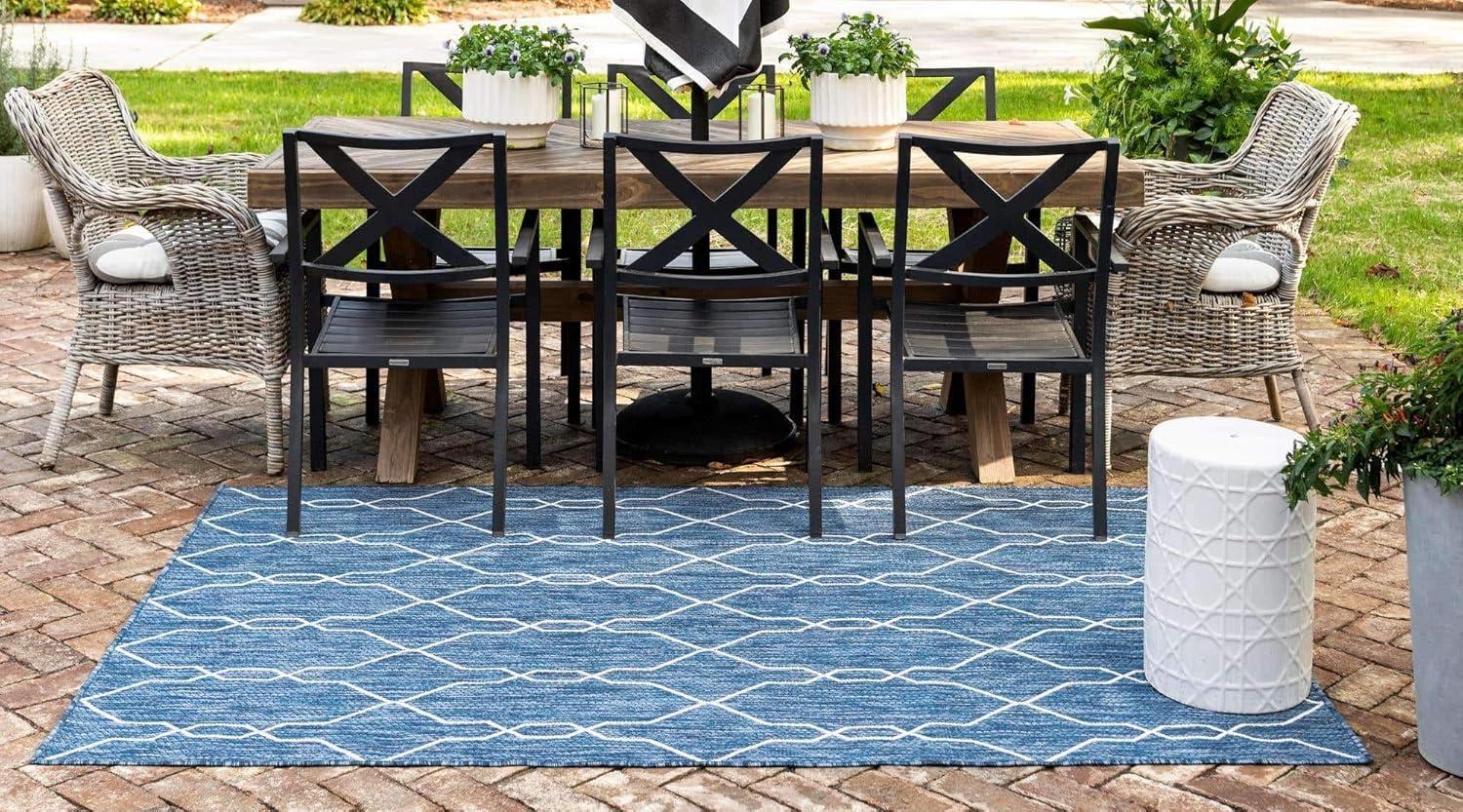 Unique Loom Outdoor Trellis Collection Area Rug - Links Trellis (8' x 11' 4" Rectangle Blue/Ivory)