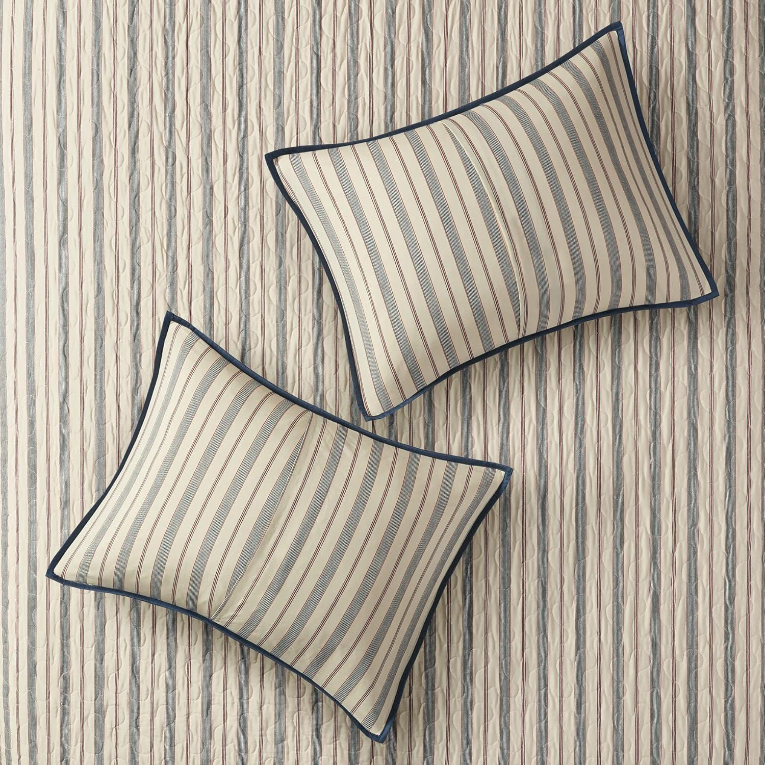 Madison Park Lucy Reversible Cotton Twill Quilt Set with Throw Pillows