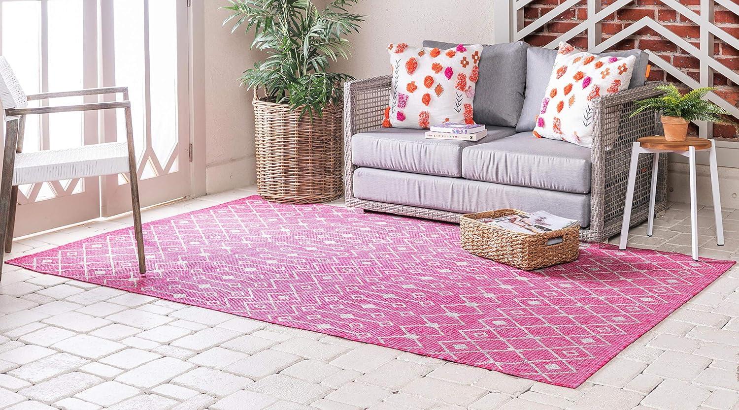 Unique Loom 7' 1 x 10' 0 Rectangle Indoor/Outdoor Trellis Fuschia Area Rug