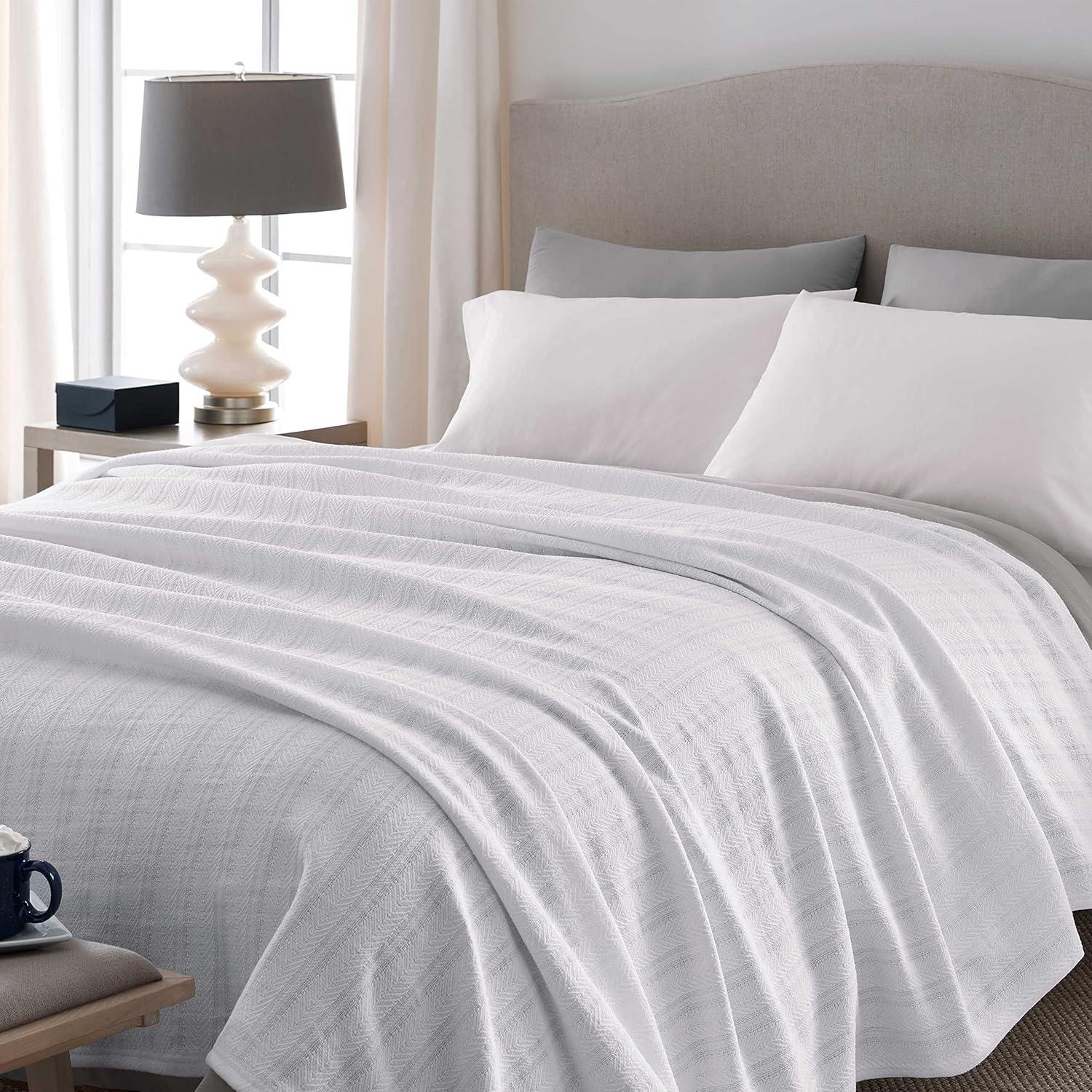 Vellux Vellux 100% Cotton Blanket - Soft, Breathable, Cozy & Lightweight Thermal Blanket  All-Season Blanket Perfect for Layering Bed, Couch & Sofa - Hotel Quality