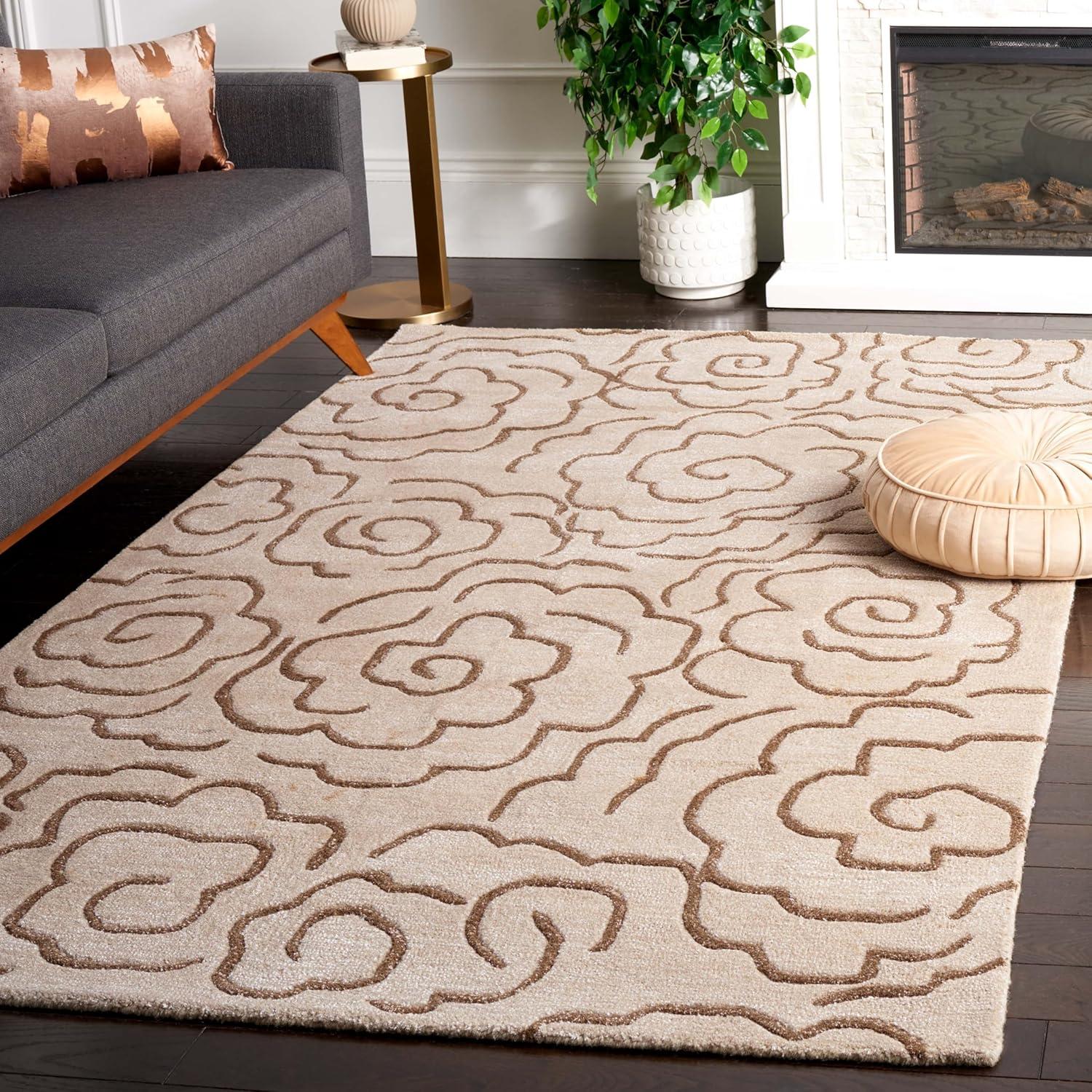 SAFAVIEH Soho Trinity Floral Wool Area Rug, Beige/Multi, 3'6" x 5'6"