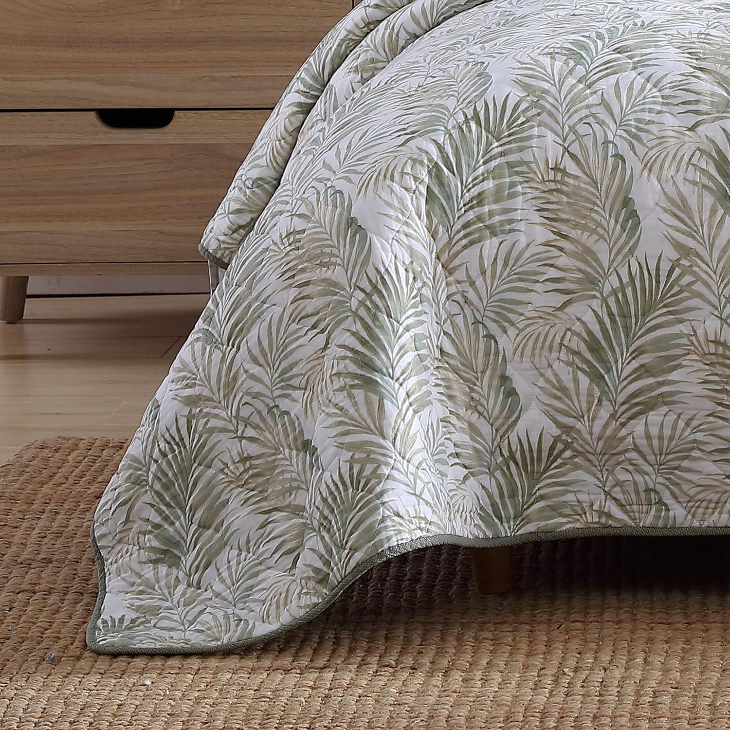 Sage Palm Leaf Reversible Cotton Quilt Set - Twin White