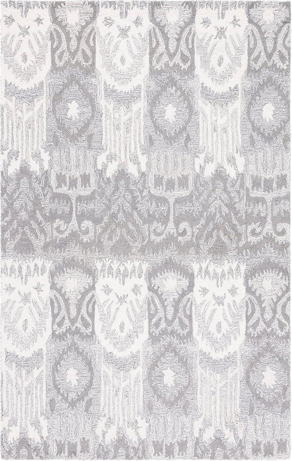 Ikat IKT653 Hand Tufted Area Rug  - Safavieh